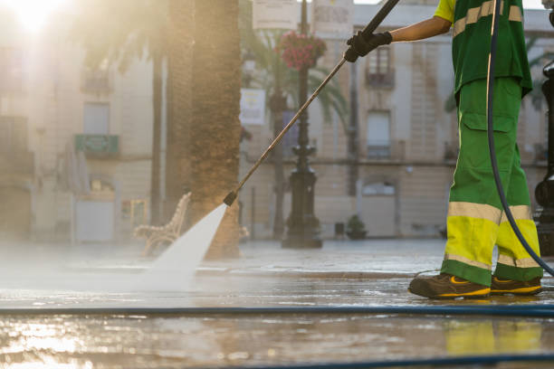 Best Sidewalk Pressure Washing  in Elwood, UT